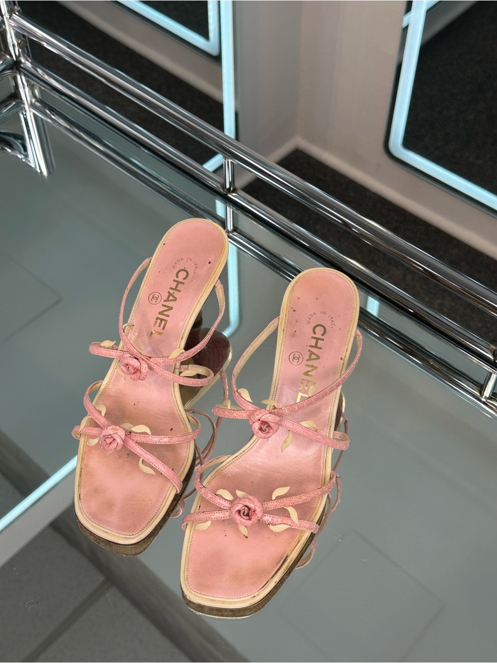 Chanel vintage Rosebud Sandals
